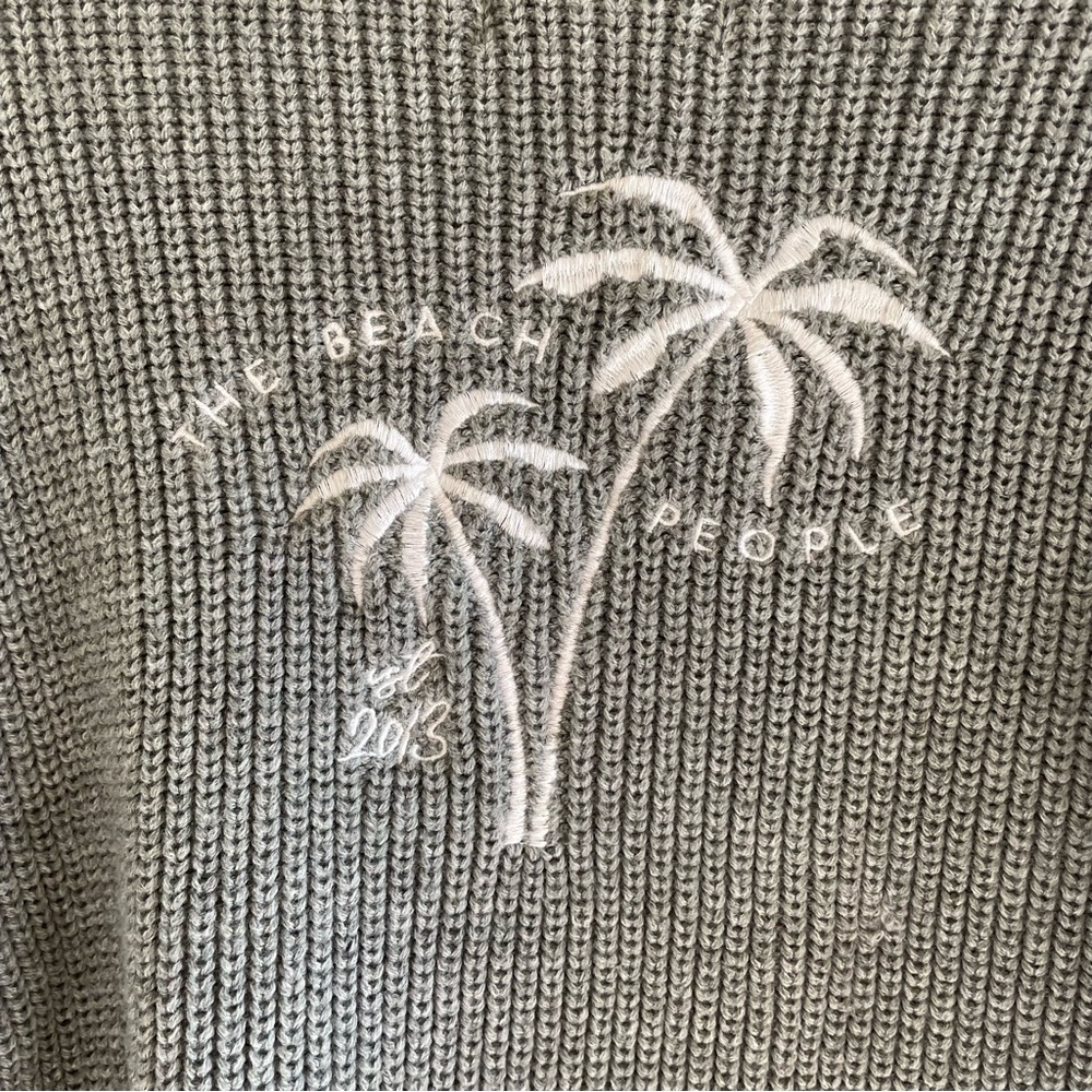 The Beach People Gray Knit Cardigan Size M/L - Picture 10 of 13
